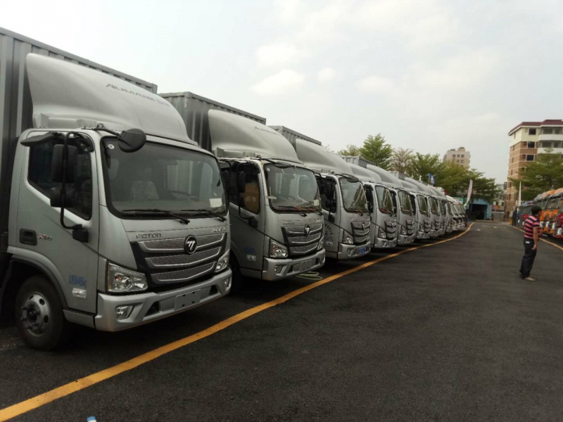 深圳市場(chǎng)最便宜的4缸車(chē)，質(zhì)保4年百萬(wàn)公里，每?jī)扇f(wàn)公里保養(yǎng)1次，首批客戶(hù)直接優(yōu)惠1萬(wàn)